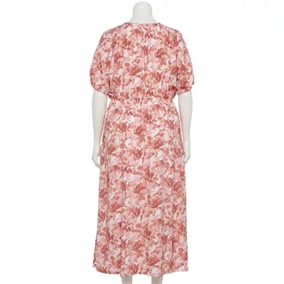 NWT Nine West Puff-Sleeve Chiffon Maxi Dress. 3X - Picture 2 of 8